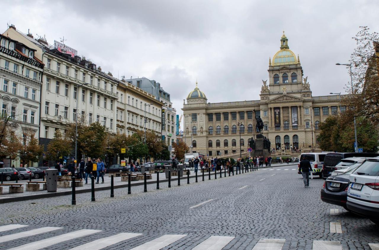 Exlusive Apartment Paris Style Praha Bagian luar foto